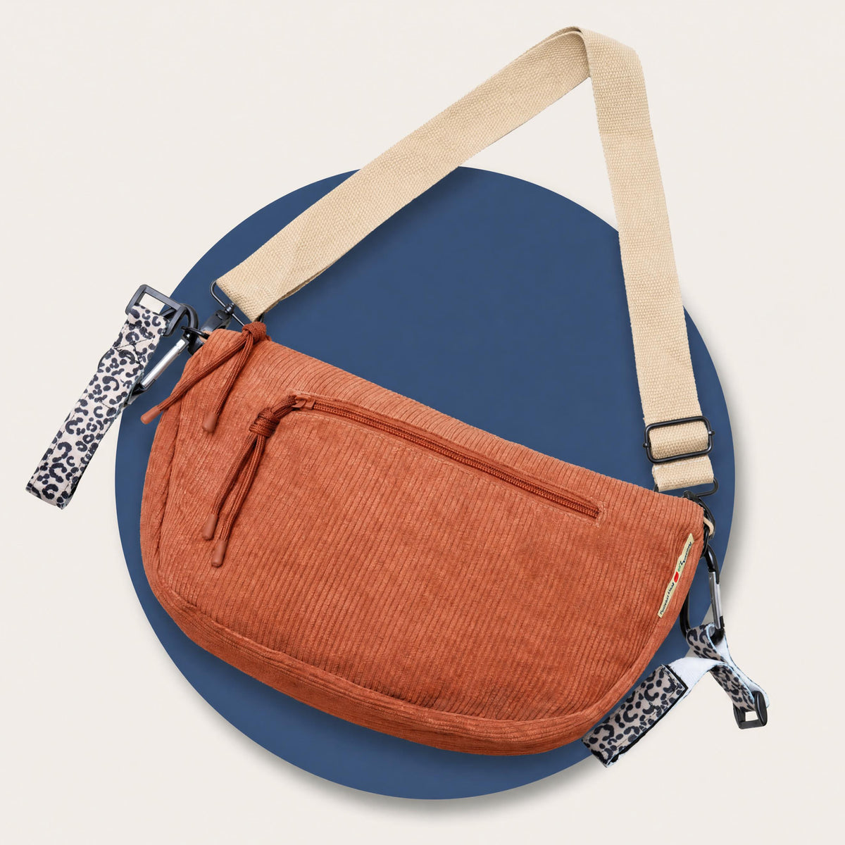 Braune Moonbag Wickeltasche mit Leoprint für Kinderwagen und Alltag