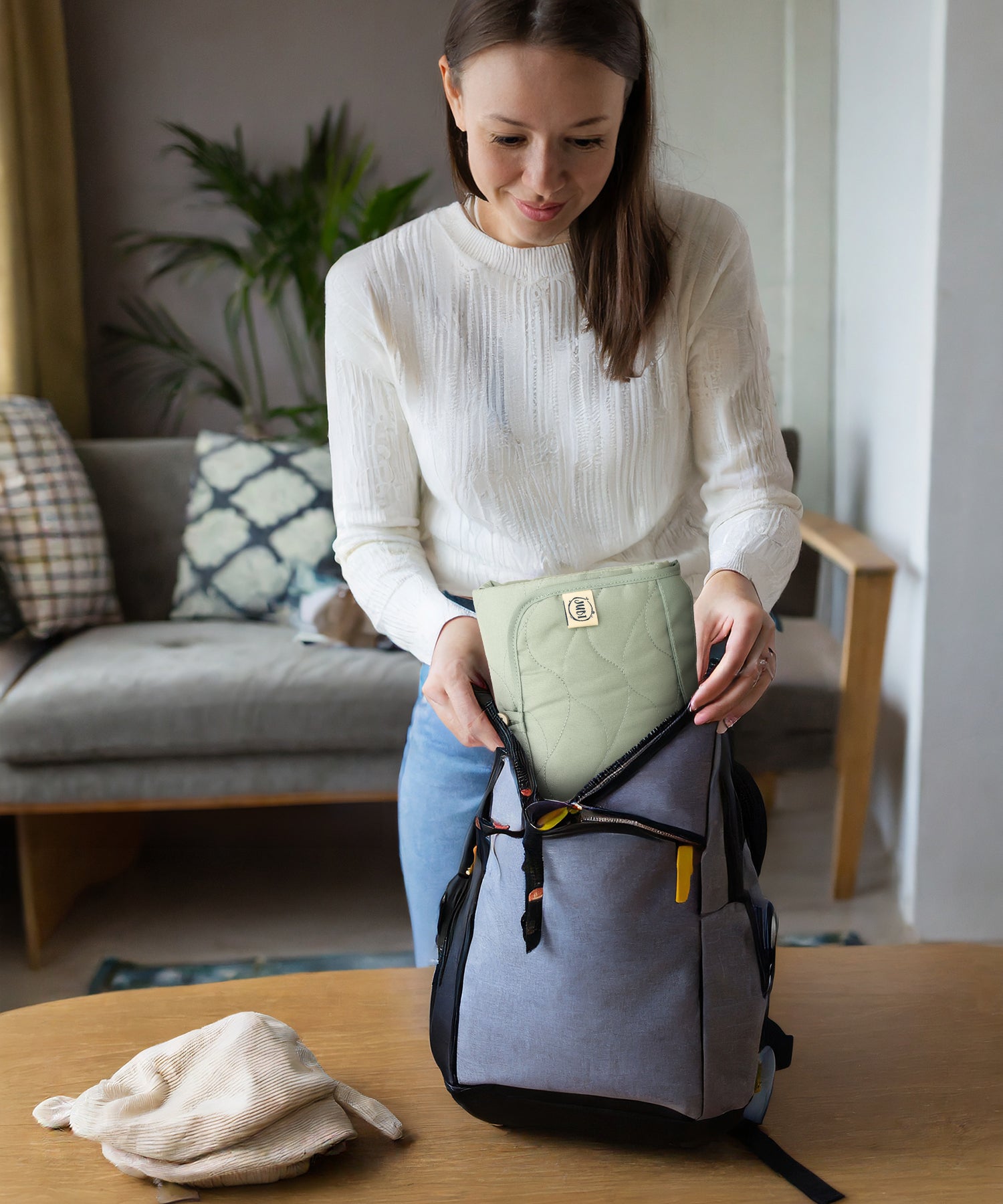 Kompakte Wickeltasche für unterwegs – praktisch im Alltag mit Baby