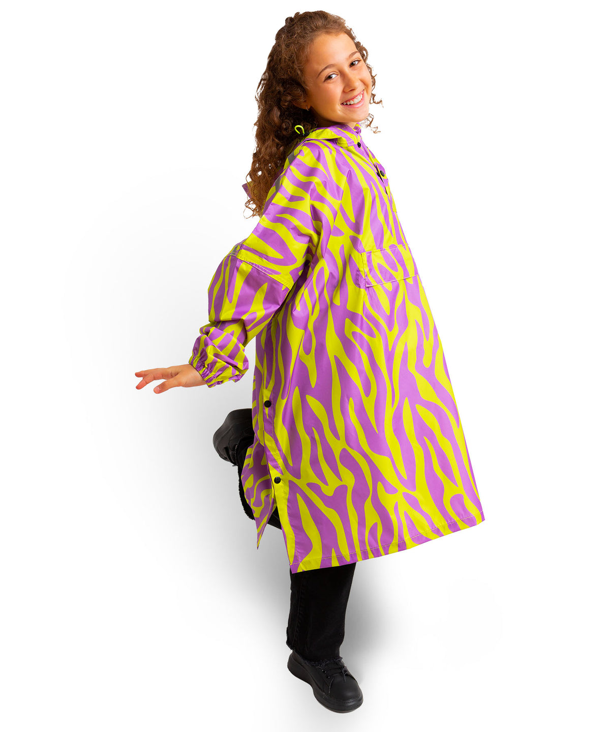 Wasserdichter Regenponcho für Kinder aus recyceltem Polyester von Jubi lila neon