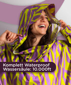 Regenponcho Damen aus recycled Polyester